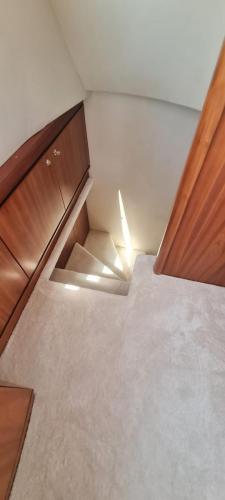Fully fitted marine carpets